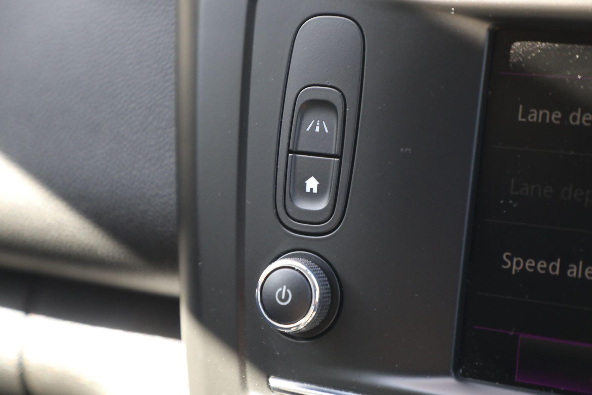 Large vehicle image